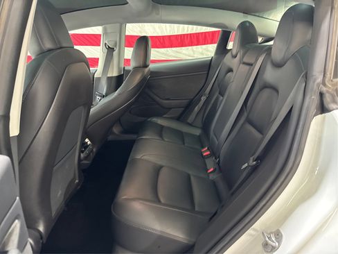 Used 2019 Tesla Model 3 Standard Range Plus RWD image 10