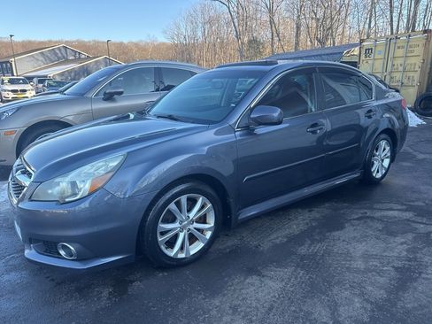 Used 2014 Subaru Legacy 3.6R Limited image 18