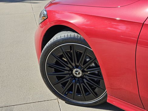 New 2026 Mercedes-Benz CLE 300 4MATIC Coupe image 5