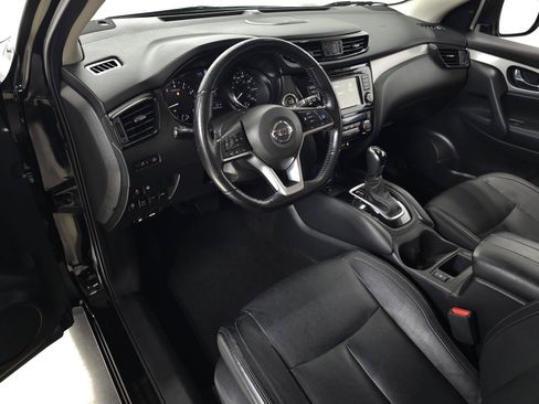 Used 2020 Nissan Rogue Sport SL w/ Premium Package AWD/4WD image 14