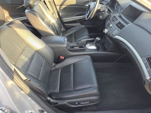 Used 2010 Honda Accord EX-L image 16
