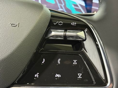 New 2026 Cadillac Lyriq Sport image 26