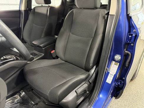 Used 2020 Nissan Rogue Sport S image 19