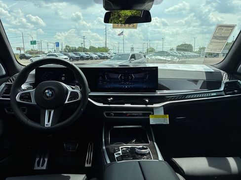 New 2026 BMW X7 M60i AWD/4WD image 13