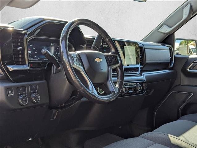 Used 2022 Chevrolet Silverado 1500 LT w/ Max Trailering Package AWD/4WD image 9