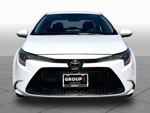 Used 2021 Toyota Corolla LE FWD image 4