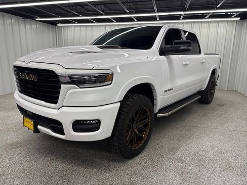 Used 2025 RAM 1500 Laramie w/ Sport Appearance Package AWD/4WD image 3