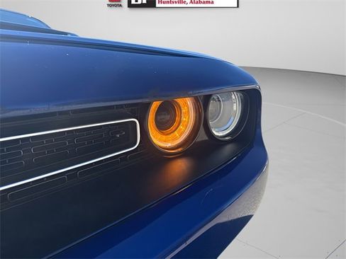 Used 2018 Dodge Challenger SXT w/ Super Sport Group (SS/T) image 5