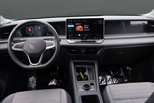 Certified 2025 Volkswagen Tiguan S AWD/4WD image 16