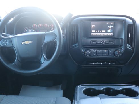 Used 2018 Chevrolet Silverado 1500 Custom w/ Custom Value Package image 14