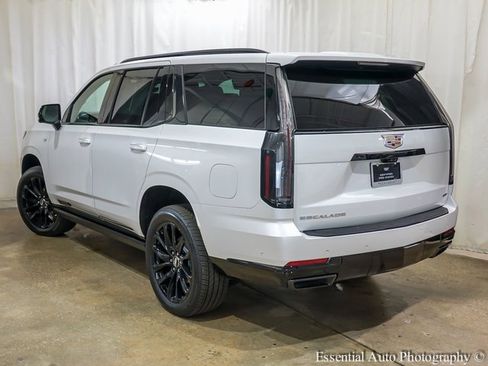 Certified 2025 Cadillac Escalade Sport image 8