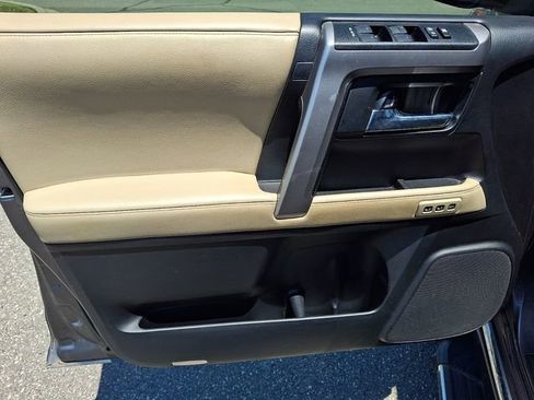 Used 2020 Toyota 4Runner Limited RWD image 8