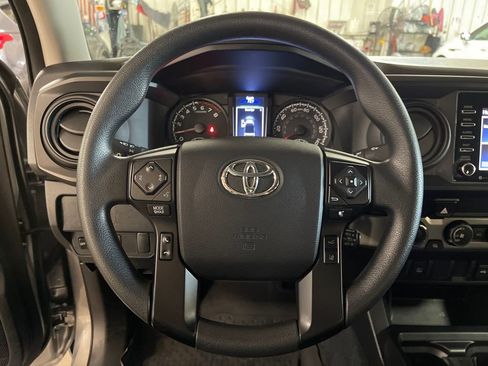Certified 2021 Toyota Tacoma SR AWD/4WD image 19