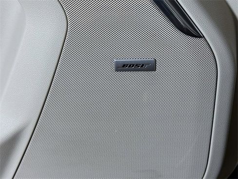 Used 2021 GMC Yukon Denali w/ Denali Premium Package image 17