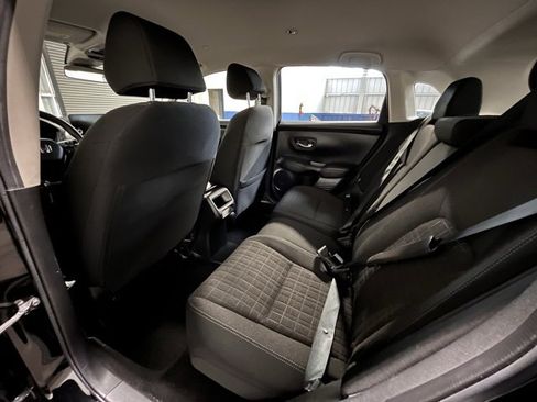 Used 2023 Honda HR-V LX image 15