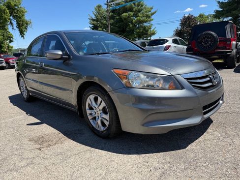 Used 2012 Honda Accord LX image 3