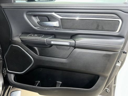 Used 2023 RAM 1500 Laramie AWD/4WD image 32