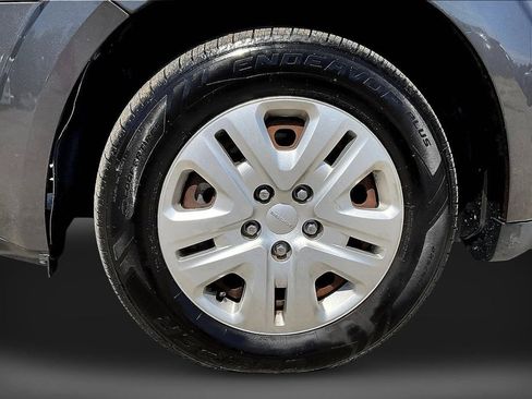 Used 2018 Dodge Journey SE w/ Popular Equipment Group FWD image 34