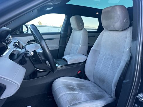 Used 2020 Land Rover Range Rover Evoque R-Dynamic HSE image 5