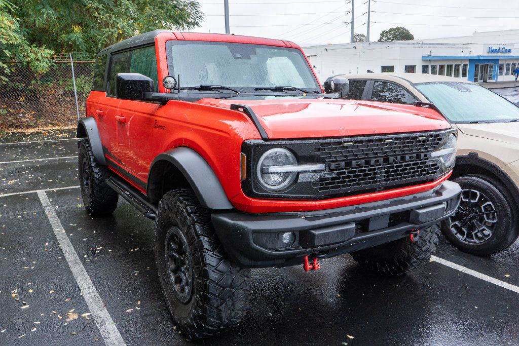 Used 2021 Ford Bronco Wildtrak AWD/4WD image 3