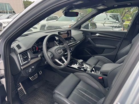 Used 2024 Audi SQ5 Prestige AWD/4WD image 7