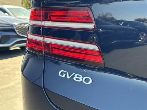 New 2026 Genesis GV80 2.5T Advanced image 18