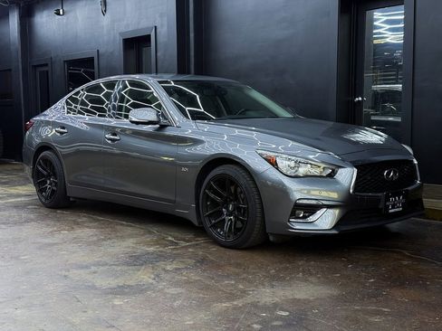 Used 2018 INFINITI Q50 Luxe w/ Essential Package (3.0T Luxe) image 11