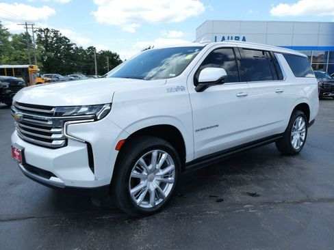 Certified 2021 Chevrolet Suburban High Country AWD/4WD image 9