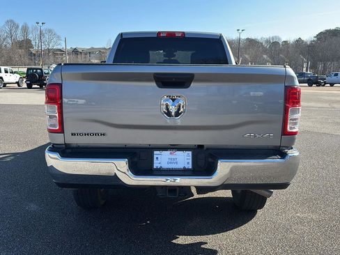 Used 2024 RAM 2500 Big Horn w/ Bed Utility Group image 4