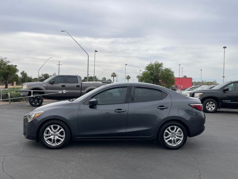 Used 2016 Scion iA FWD image 2