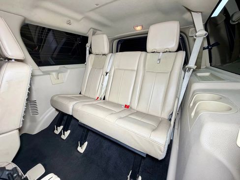 Used 2015 Ford Expedition EL Limited w/ Equipment Group 301A image 24