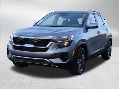 Used 2023 Kia Seltos S image 3