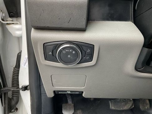 Used 2019 Ford F250 XL w/ Power Equipment Group RWD image 23