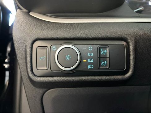 Used 2023 Ford Explorer XLT w/ Equipment Group 202A AWD/4WD image 16