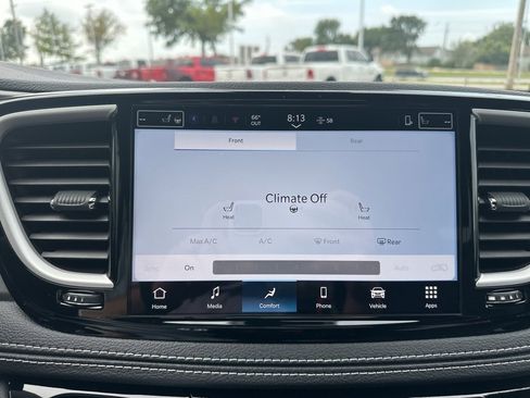 New 2026 Chrysler Pacifica Select image 5