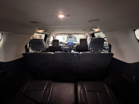 Used 2024 Ford Expedition Max XLT image 38