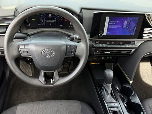 Certified 2025 Toyota Camry LE image 13