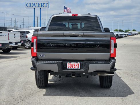 Used 2025 Ford F250 Platinum AWD/4WD image 6