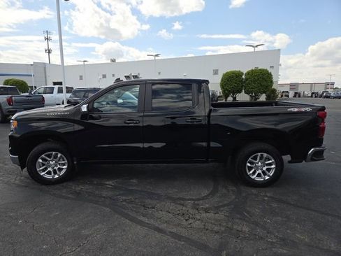 Used 2023 Chevrolet Silverado 1500 LT AWD/4WD image 15