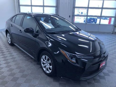 Certified 2025 Toyota Corolla LE image 35