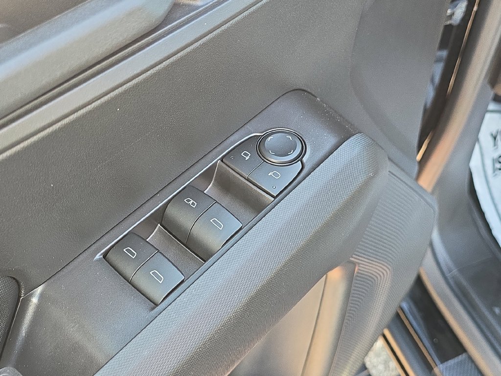 Used 2025 Chevrolet Colorado Trail Boss AWD/4WD image 10