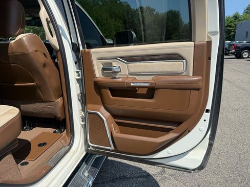 Used 2019 RAM 2500 Laramie AWD/4WD image 24