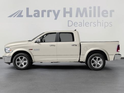 Used 2017 RAM 1500 Laramie w/ Convenience Group image 5