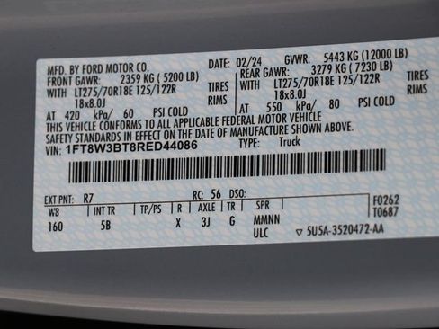 Used 2024 Ford F350 Lariat AWD/4WD image 32