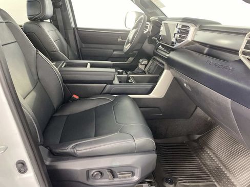 Used 2026 Toyota Tundra SR5 AWD/4WD image 10