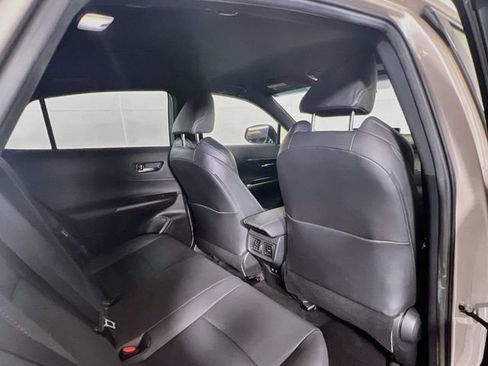 Used 2022 Toyota Venza XLE AWD/4WD image 22