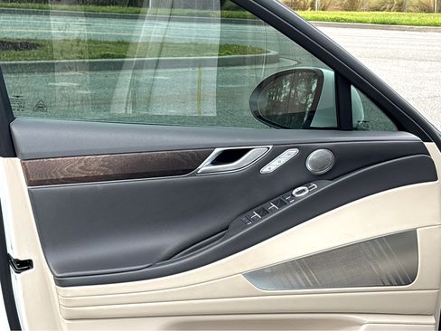 Used 2022 Genesis G80 2.5T w/ Prestige Package image 12