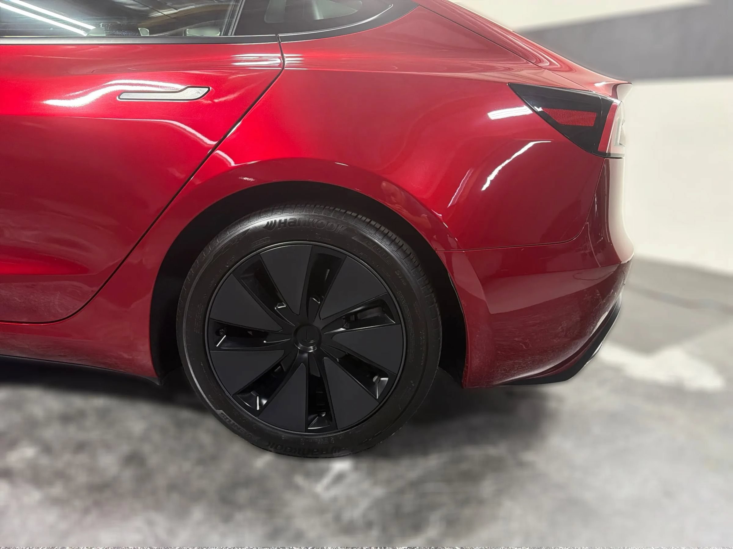 Used 2024 Tesla Model 3 Long Range AWD/4WD image 18