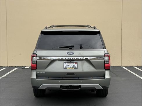 Used 2019 Ford Expedition Max Limited image 6
