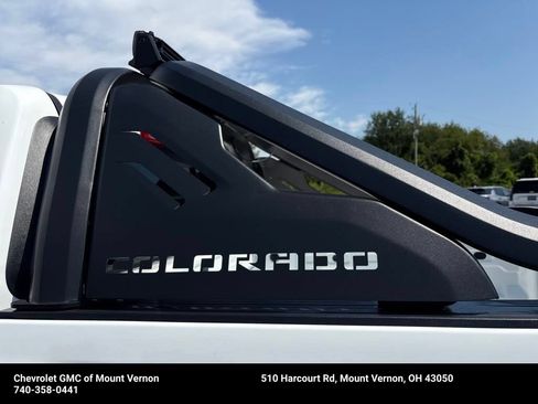 New 2025 Chevrolet Colorado Trail Boss w/ Midnight Edition AWD/4WD image 34